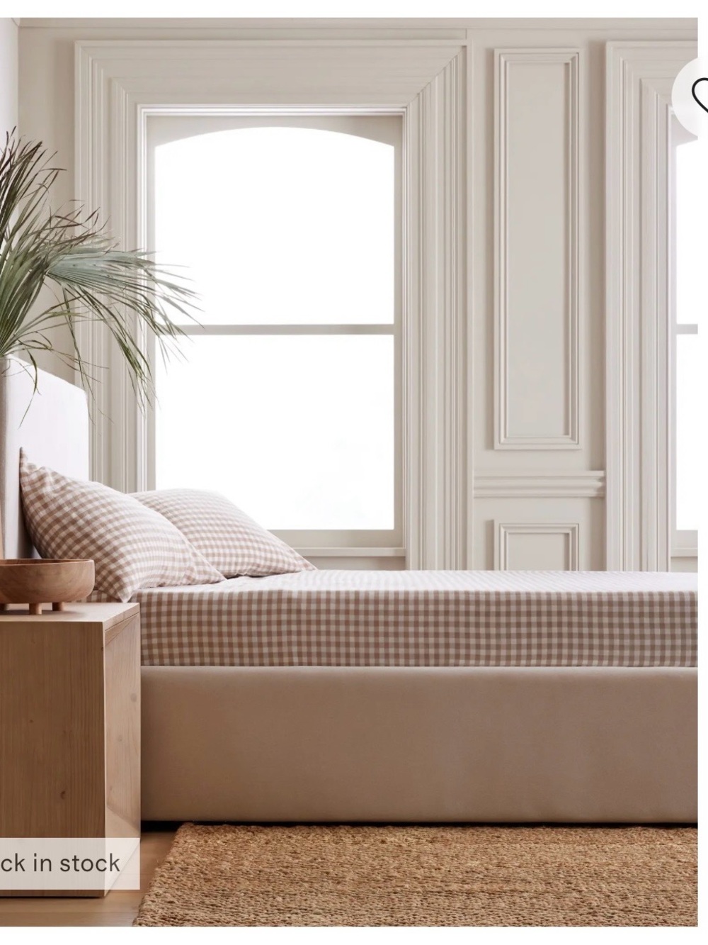 Quince 100% linen Queen fitted bed sheet